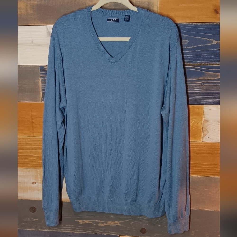 Izod Sweater XL Blue